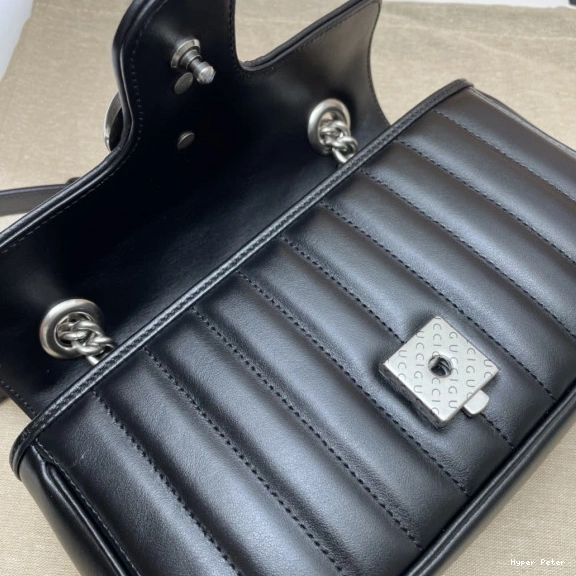 Hyper Peter GUCCI GG Marmont 22CM 0713